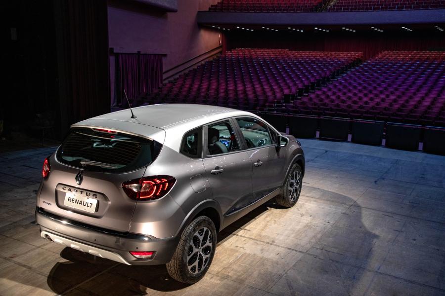  Renault Captur Bose 2018 года  (LA) (фото 33 из 38)